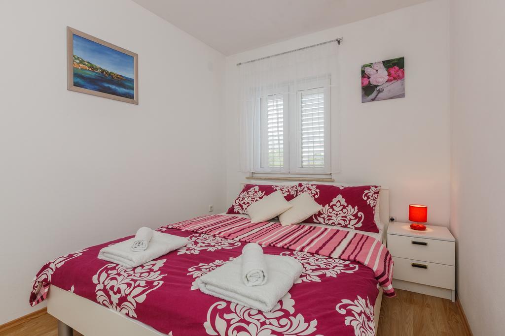 Apartment Anna Kastela Ngoại thất bức ảnh