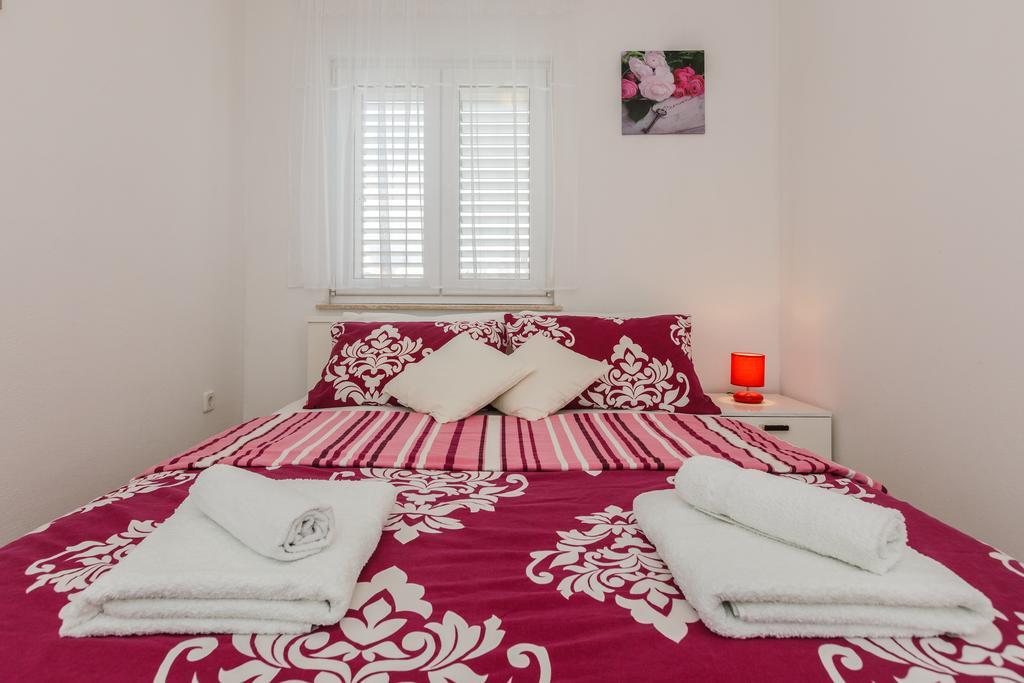 Apartment Anna Kastela Ngoại thất bức ảnh