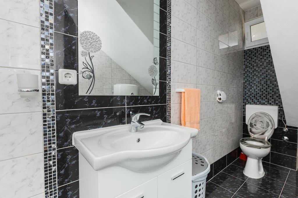 Apartment Anna Kastela Ngoại thất bức ảnh